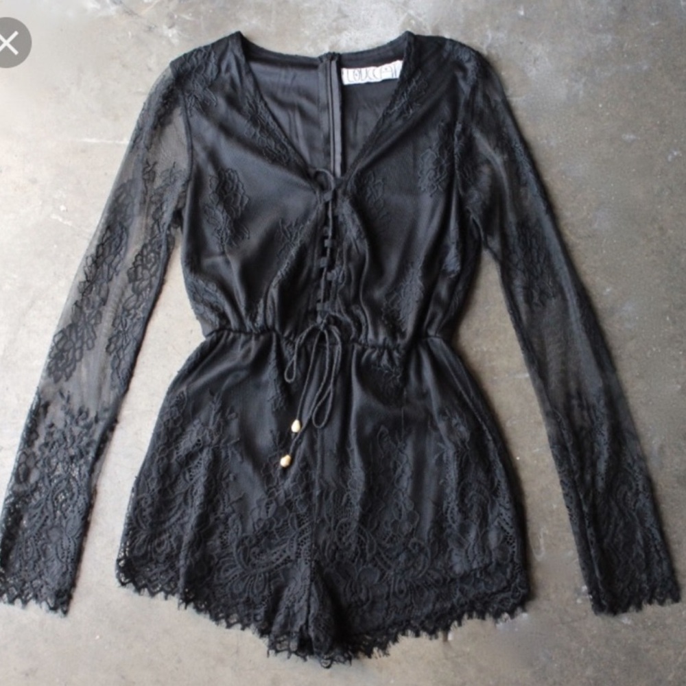 Lace all over tie up romper